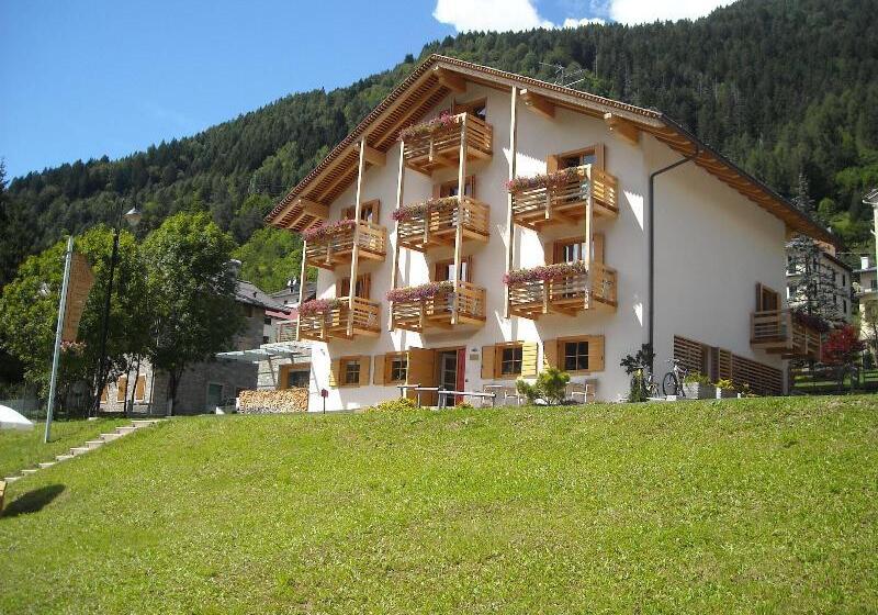هتل Dolomiti Lodge Villa Gaia