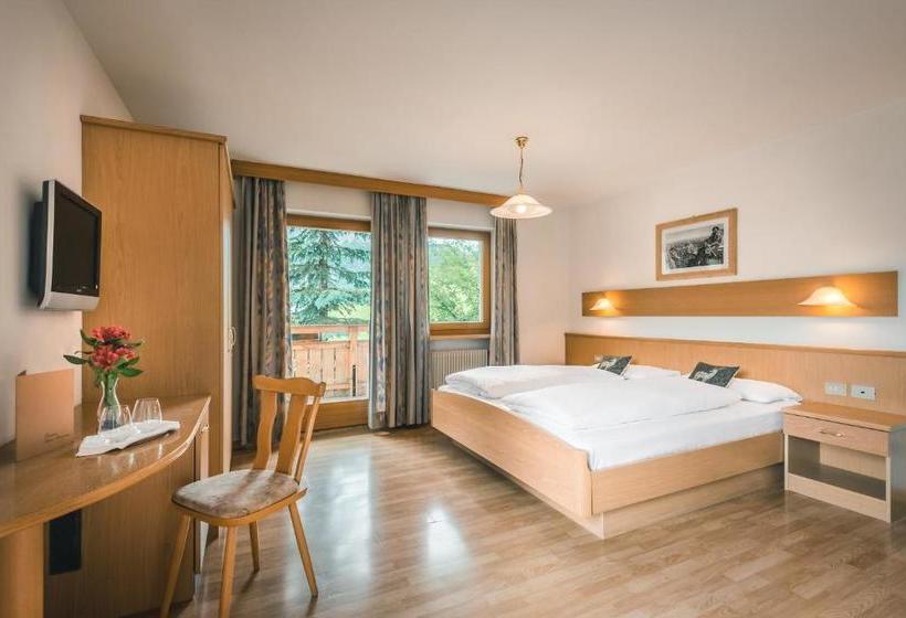 호텔 Pension Merisana