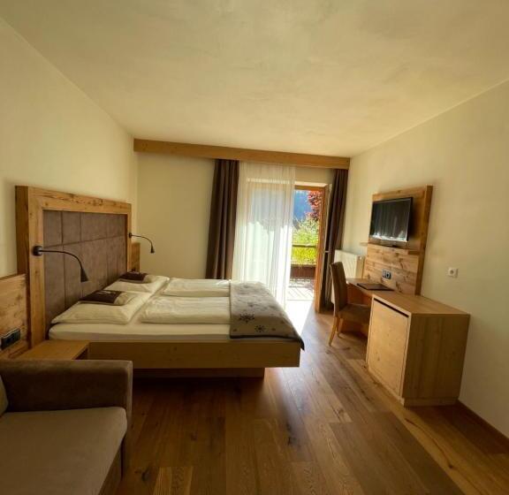 هتل Pension Moarhof