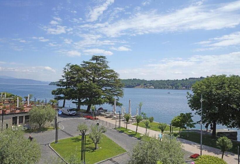 هتل Ristorante Lepanto