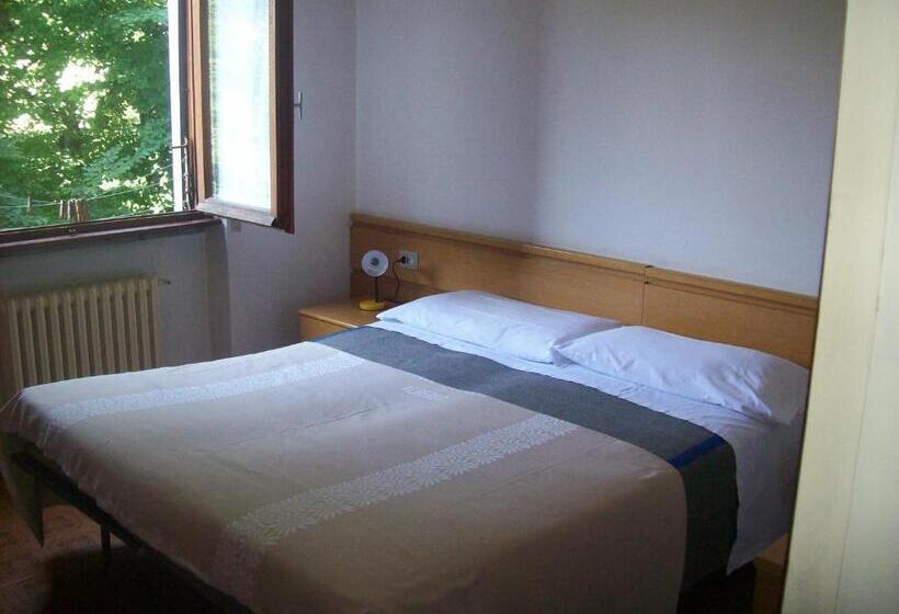 فندق Valle Intelvi