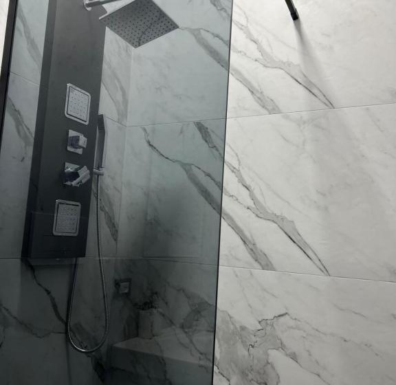 تختخواب و صبحانه Le Temple Du Luxe