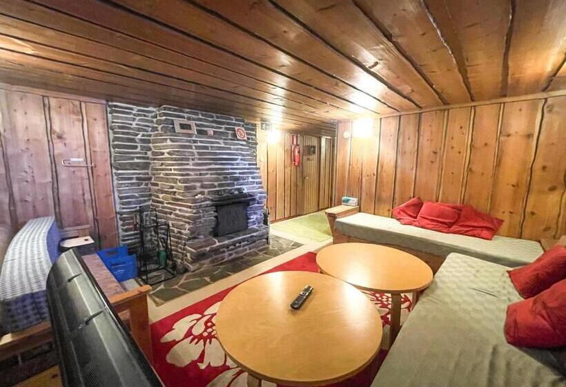 تختخواب و صبحانه Sova Guesthouse