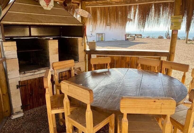 هتل Cabañas Caleta Hueso