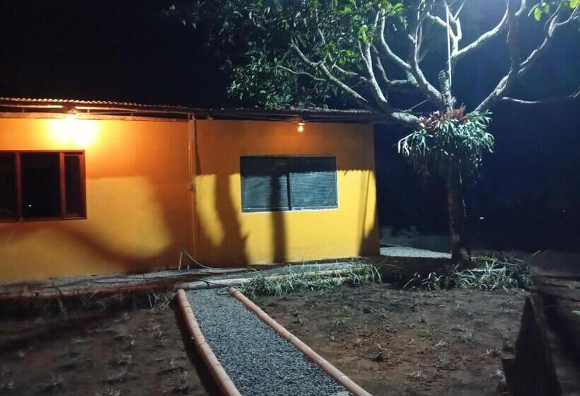 هتل Cabañas La Miranda