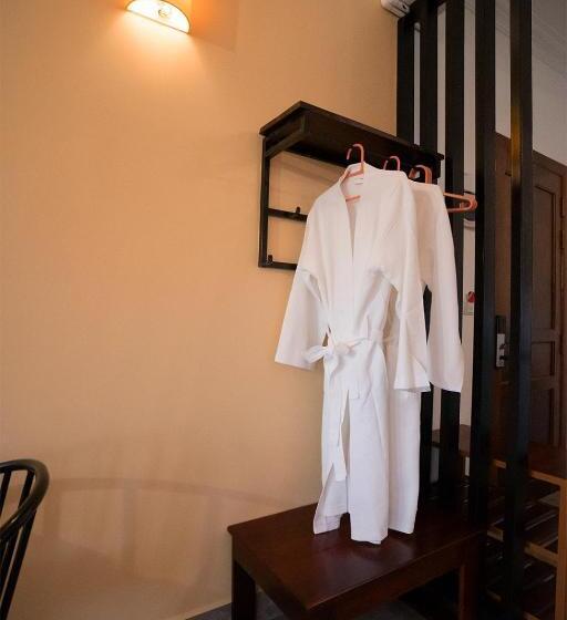 هتل Daun Penh Palace Boutique