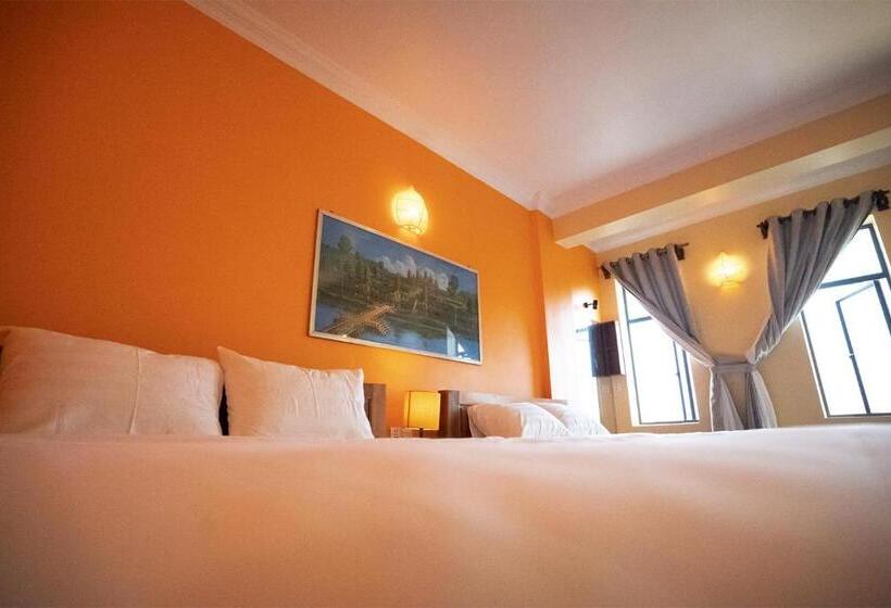 هتل Daun Penh Palace Boutique