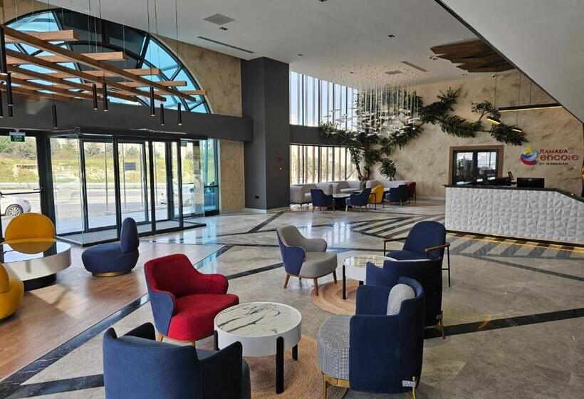 هتل Ramada Encore By Wyndham Istanbul Arnavutkoy