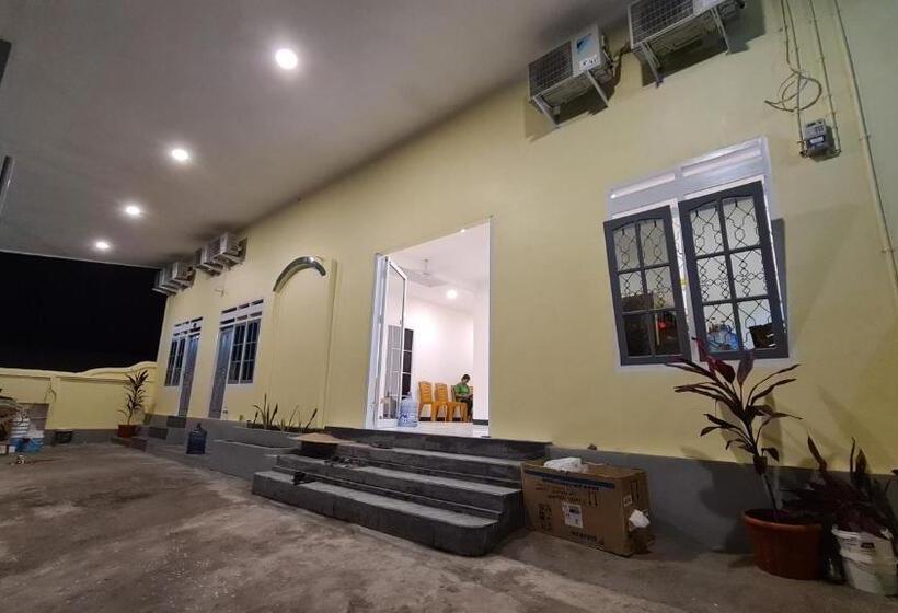 مُتل Wisma Delima