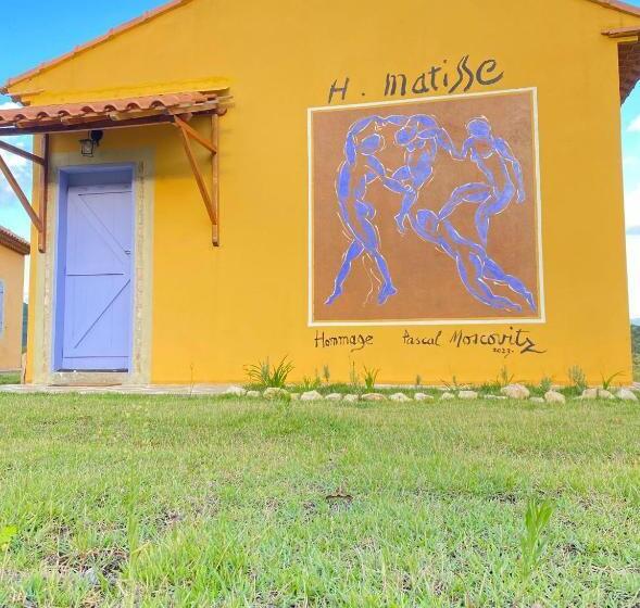 Пансион Chalé Em Sapucaí Mirim Com Café Da Manhã La Petite Provence