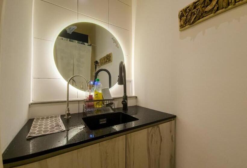 پانسیون Comfort Studio Arihomestay