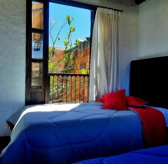 Пансион Hostal Oycate