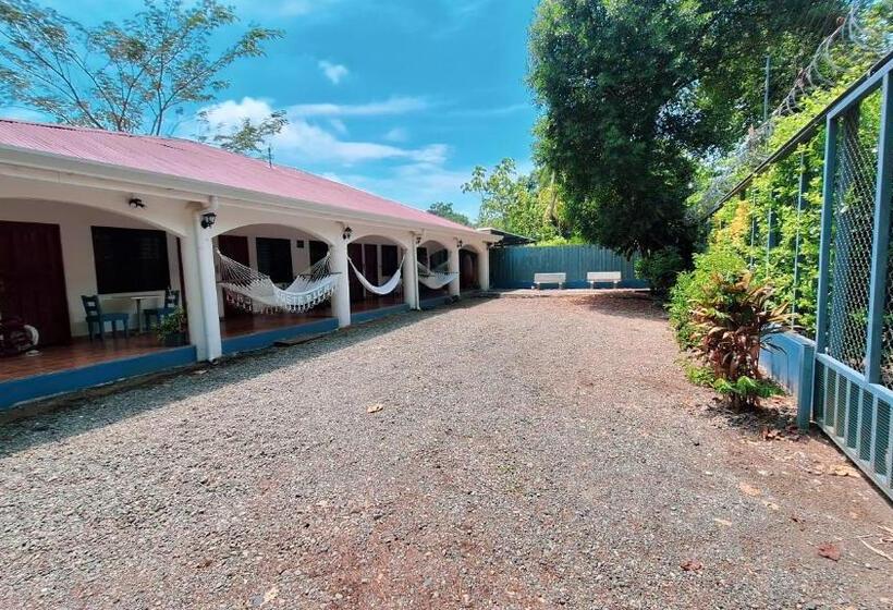 펜션 Oceanic Playa Matapalo