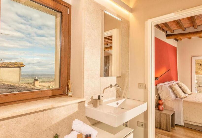 ペンション Palazzo Falcinelli Luxury Room In Montepulciano Center With Elevator