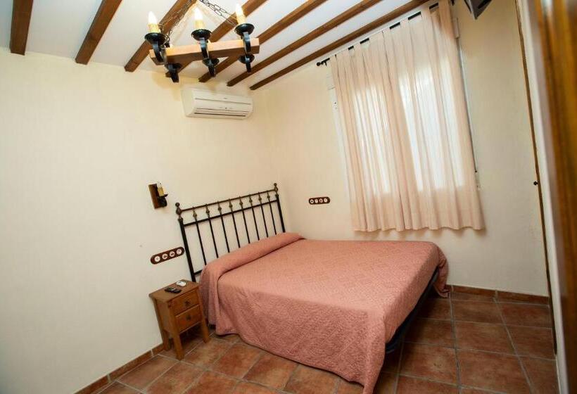 بنسيون Posada Lepanto