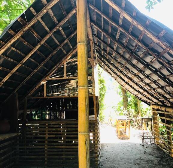 مبيت وإفطار Bambo Cabana