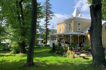 تختخواب و صبحانه Gîte Au Charme Victorien