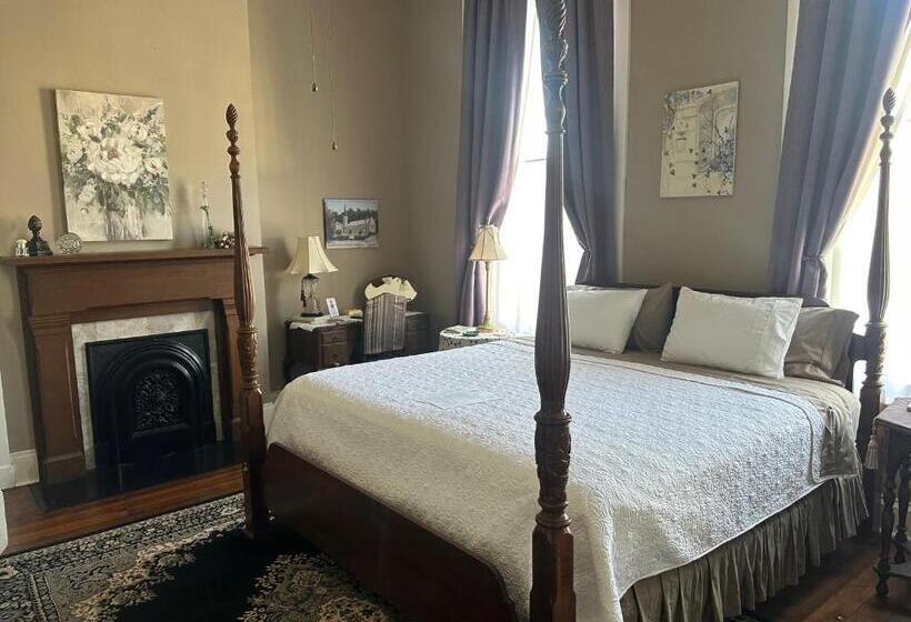 مبيت وإفطار Iron Gate Inn