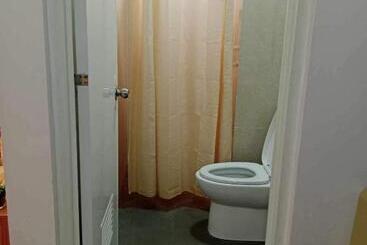 Cozy Studio Unit In A Condominium