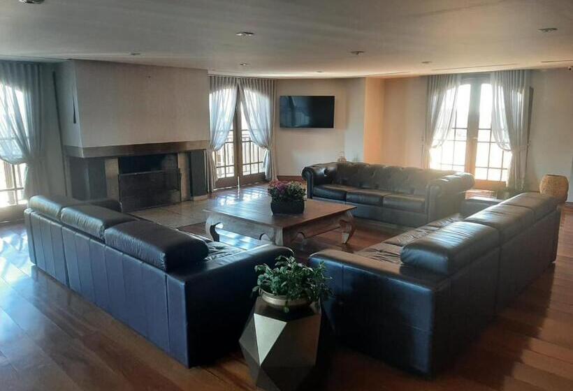 Home Green   Um Castelo Na Montanha 1124