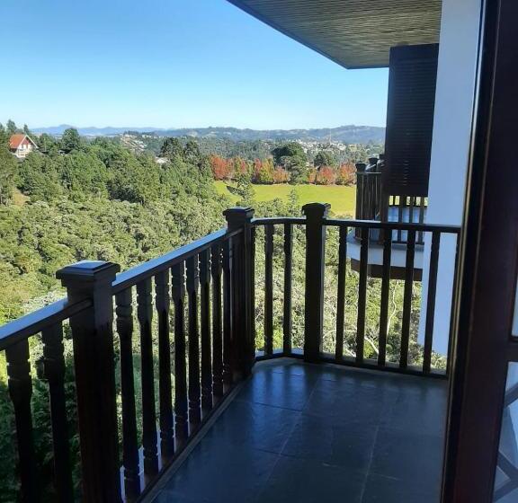 Home Green   Um Castelo Na Montanha 1124