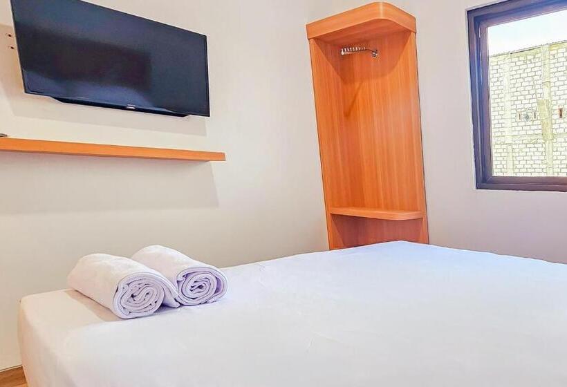 فندق Buana Express Mitra Reddoorz
