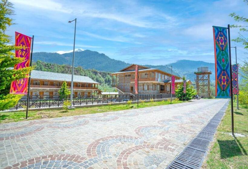 فندق Ezzenza Swarg By Beas Golf Resort   Devlok Manali
