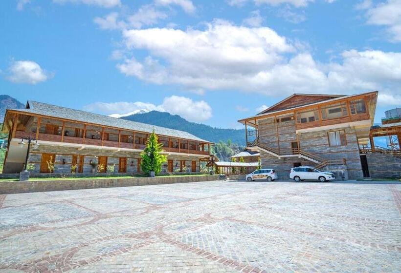 فندق Ezzenza Swarg By Beas Golf Resort   Devlok Manali