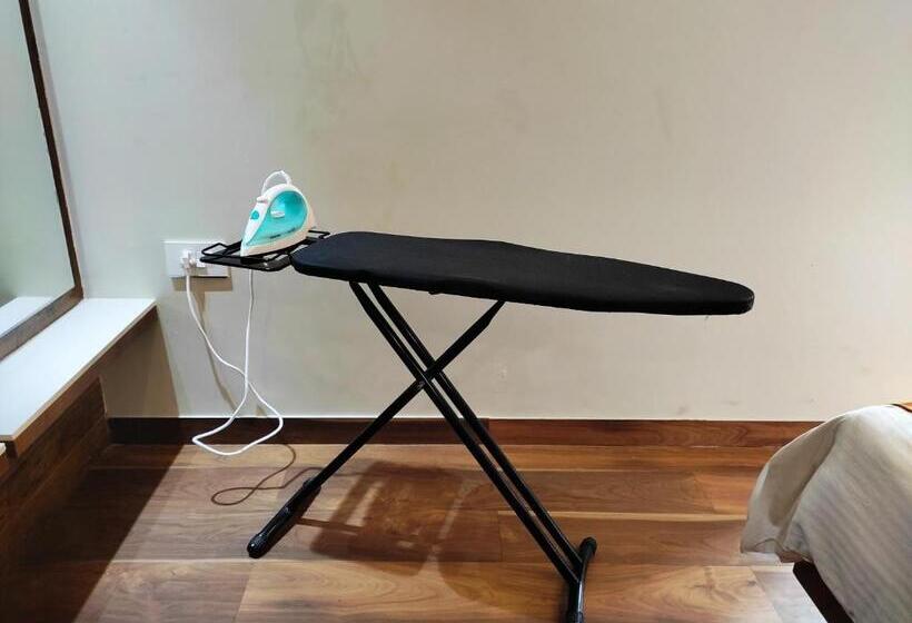 בית מלון כפרי Grt Square