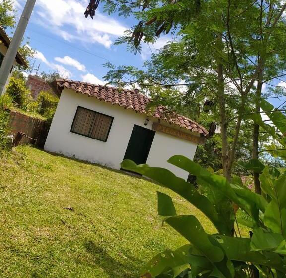 هتل Hospedaje Donde Gustavo Osorio