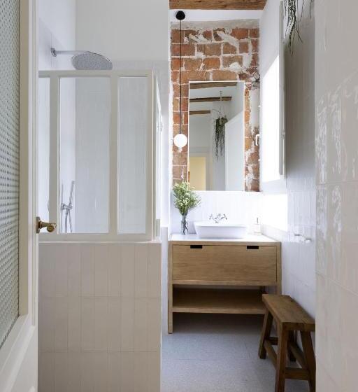 هتل Queen Apartment Westminster