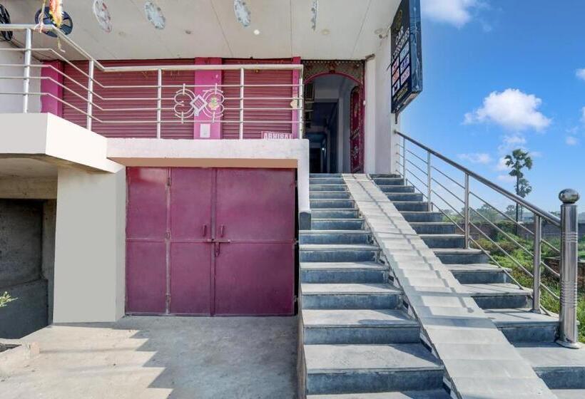 בית מלון כפרי Spot On Abhiraj Hotal & Guests House