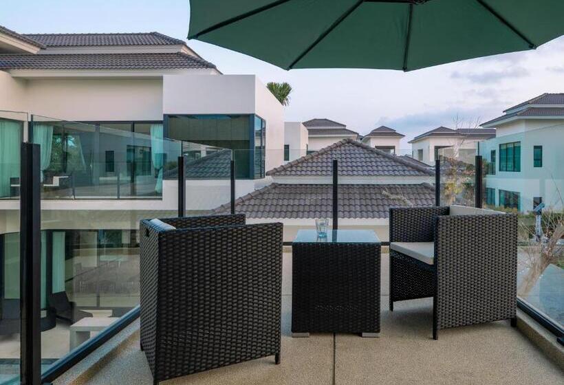 هتل Sun Diego Resort Pool Villa