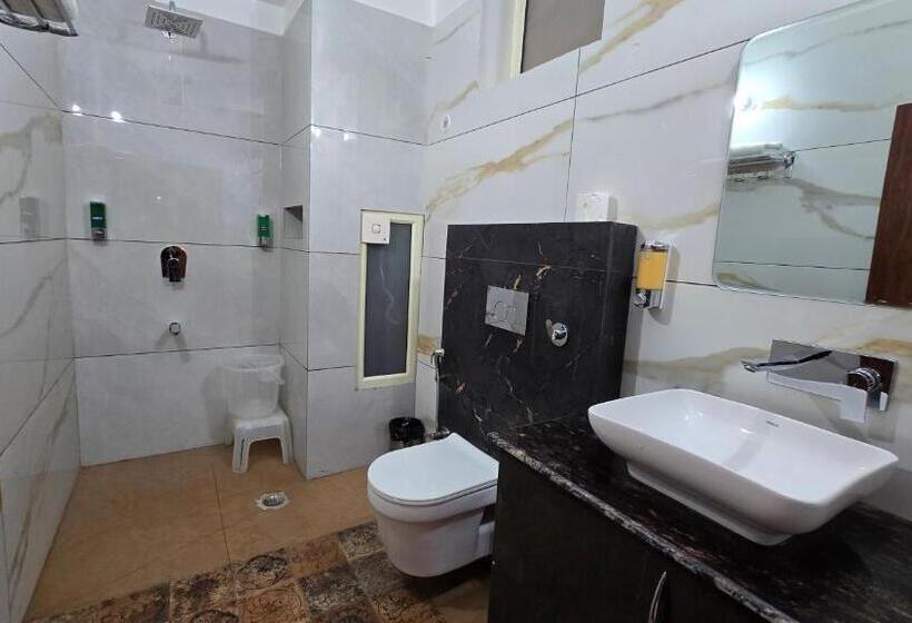 בית מלון כפרי The Sanctuary