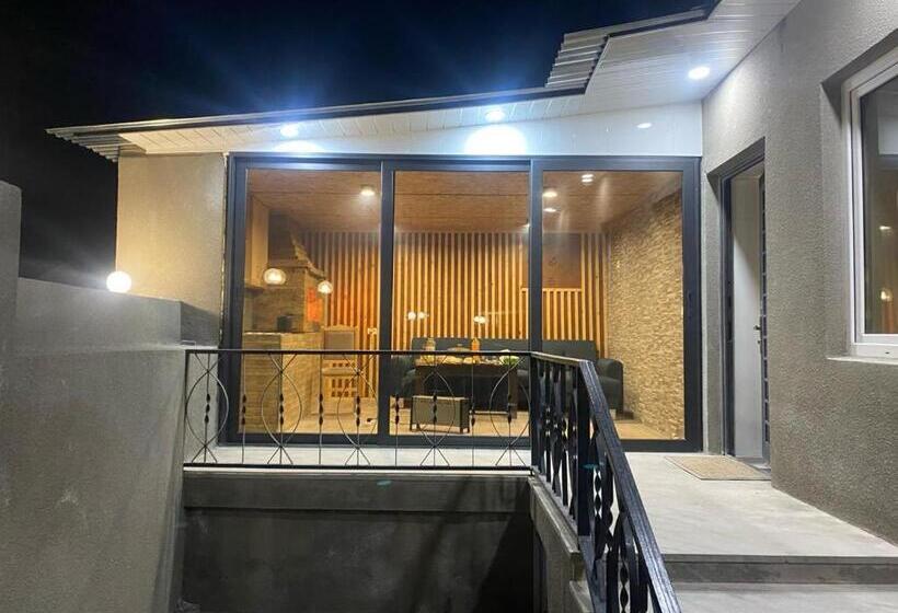 پانسیون Gavar Guest House