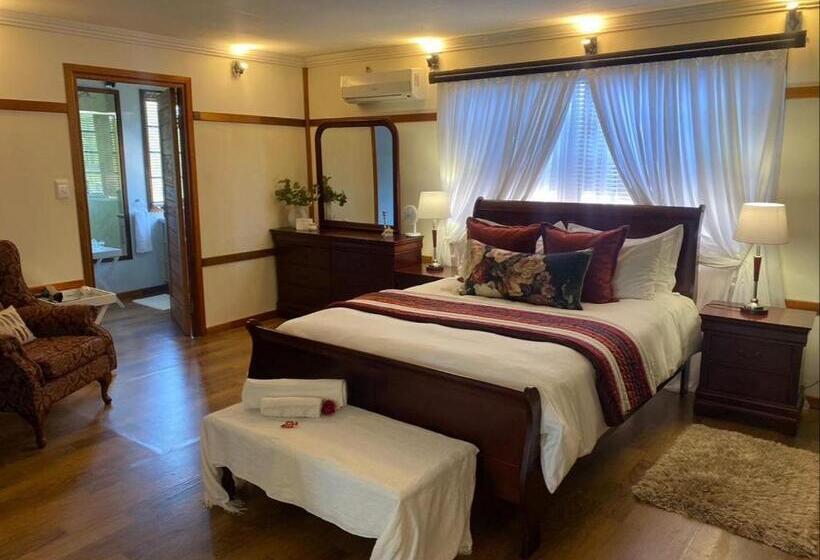 بنسيون Rose And Ivy Cottages