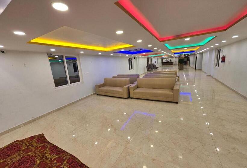 Sarojini Garden Hotel & Restaurant