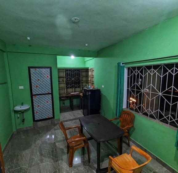 پانسیون Comfort Cove