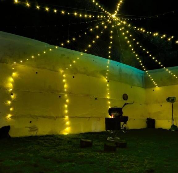 هتل Bob S Haven Bungalow