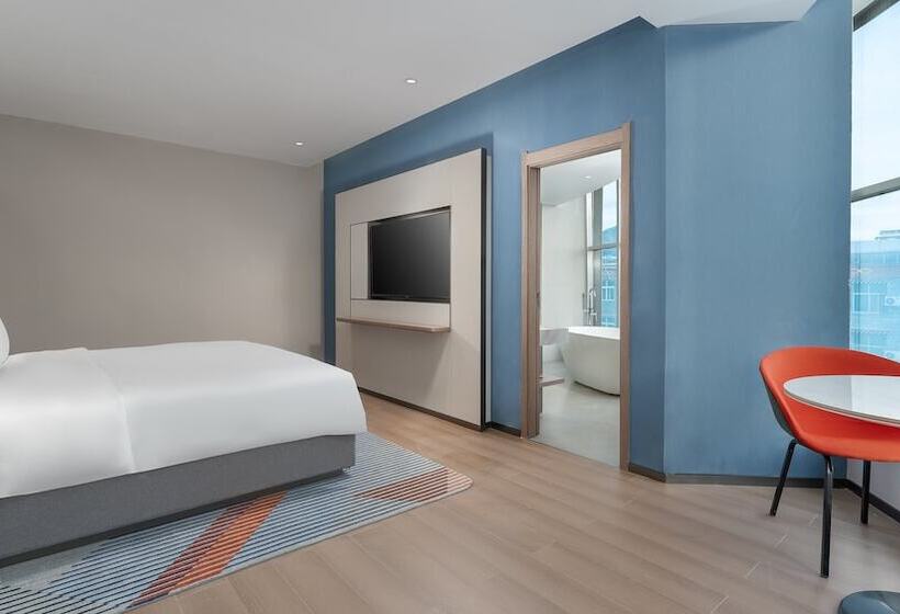 هتل Holiday Inn Express Shangri La By Ihg