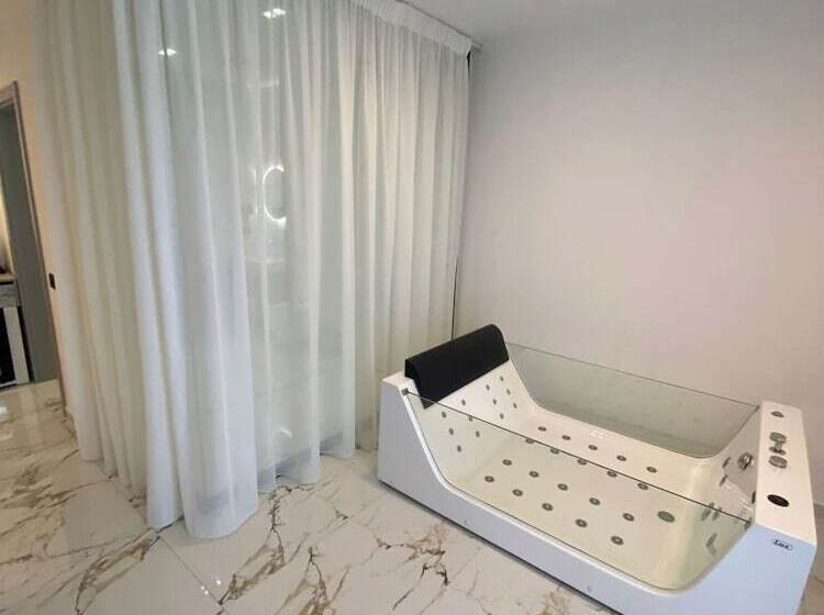 Resol Hotel 2