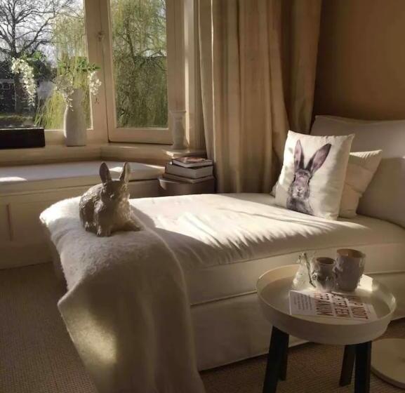تختخواب و صبحانه Hemels Logeren Luxury Loft Zutphen