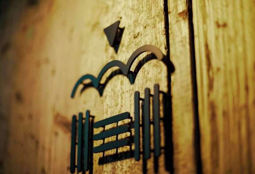 هاستل Akasaka Guesthouse Hive