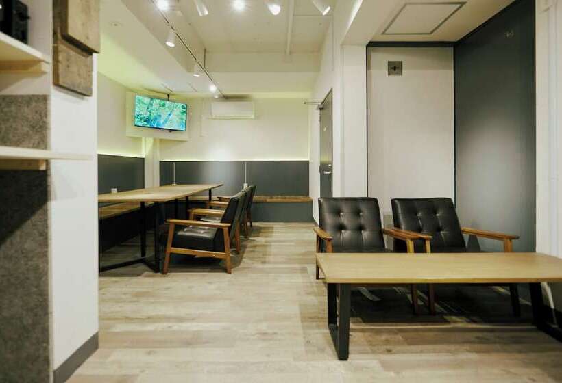 هاستل Akasaka Guesthouse Hive