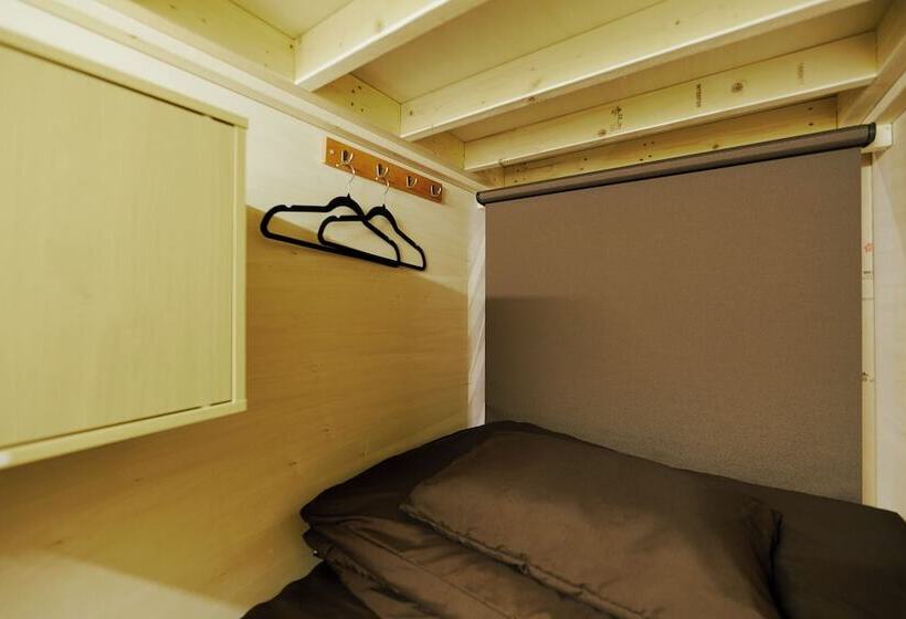 هاستل Akasaka Guesthouse Hive