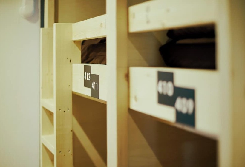 هاستل Akasaka Guesthouse Hive