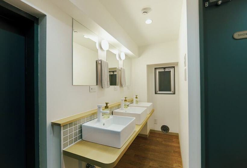 هاستل Akasaka Guesthouse Hive