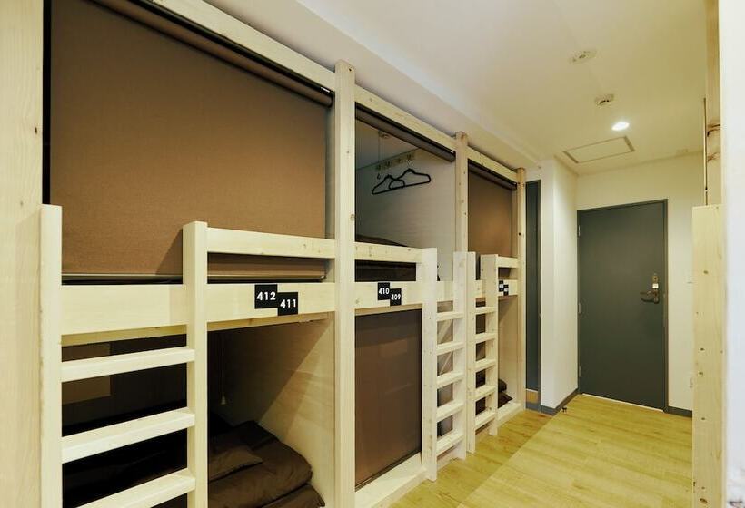 هاستل Akasaka Guesthouse Hive
