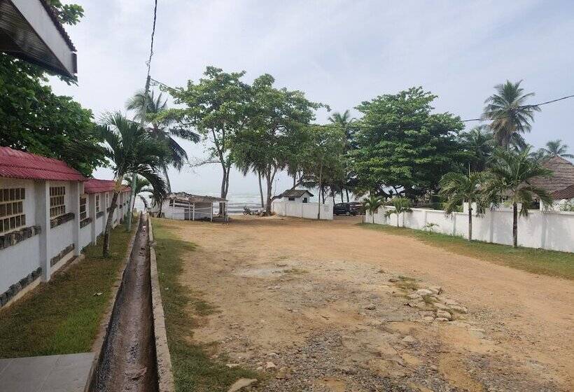 بنسيون Beach Road Oasis