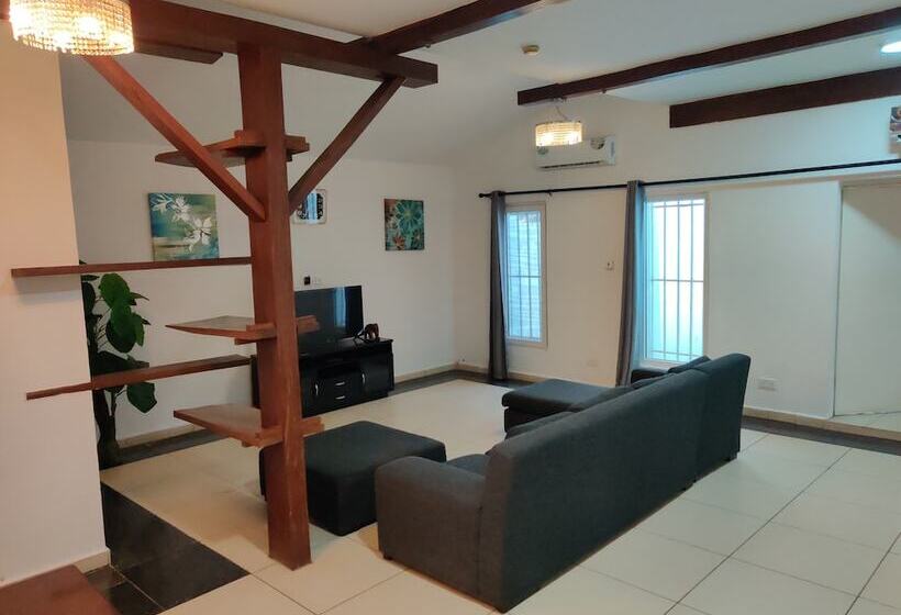 بنسيون Beach Road Oasis
